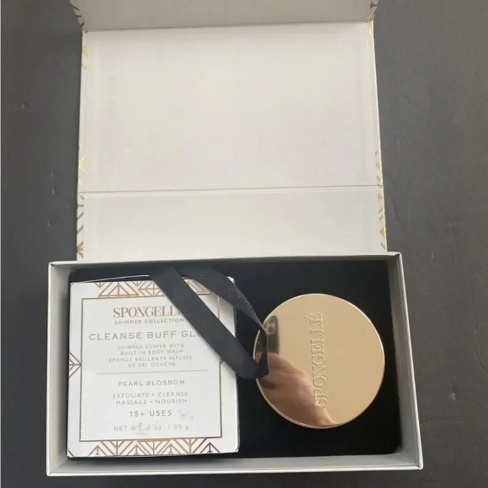 Unbranded spongelle piece